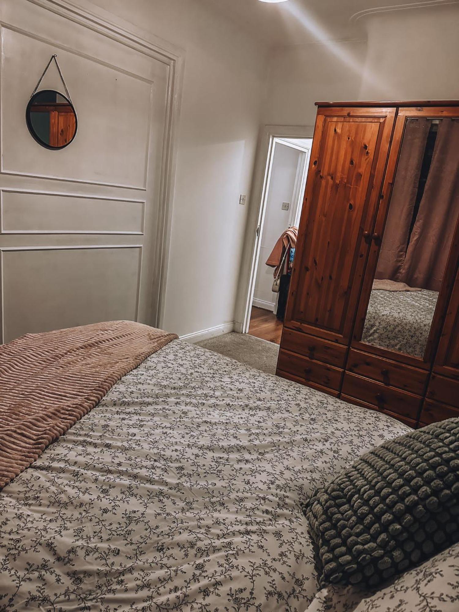 Cosy 2 Bedroom Apartment In Swiss Cottage. Лондон Екстер'єр фото