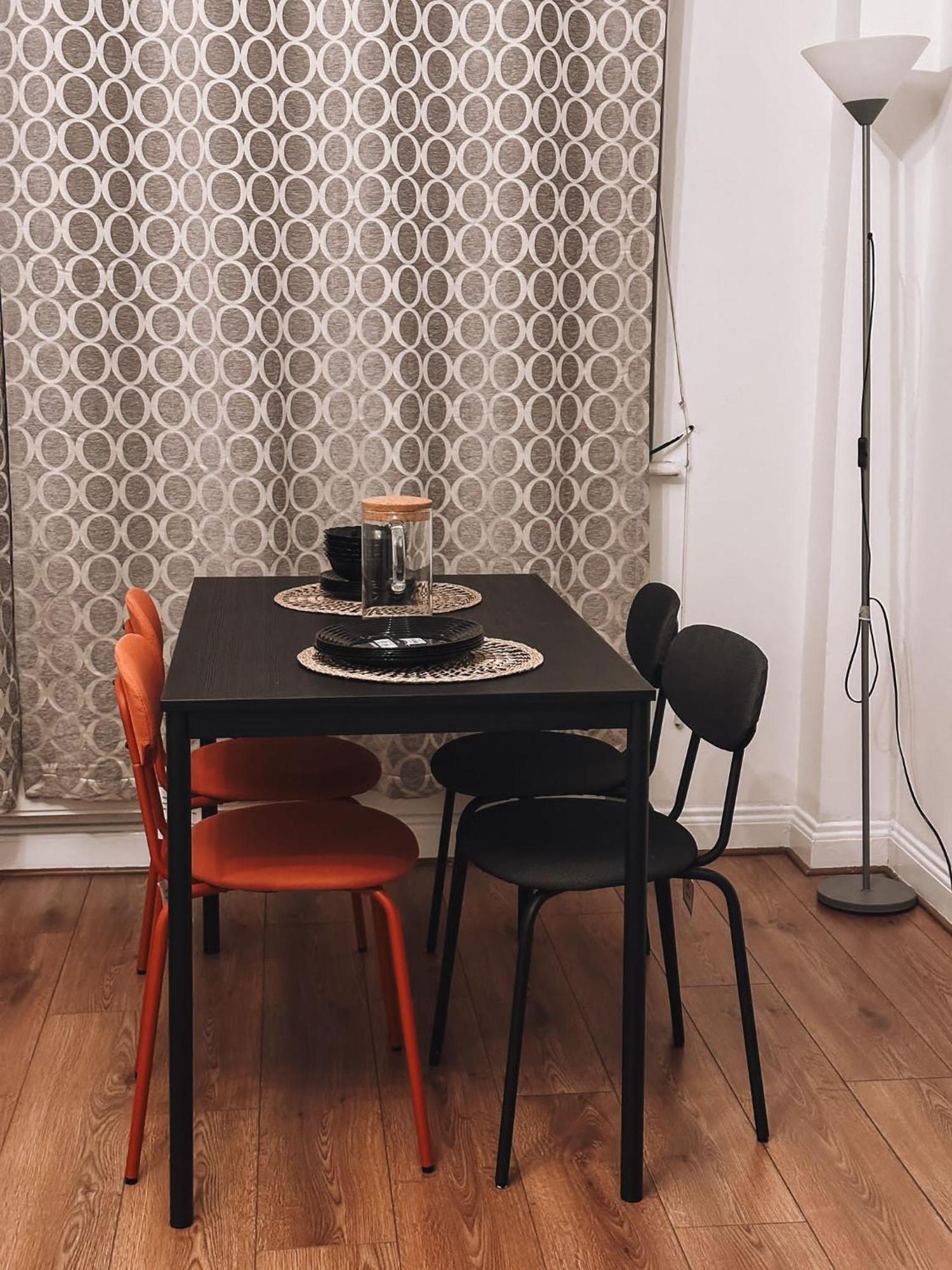 Cosy 2 Bedroom Apartment In Swiss Cottage. Лондон Екстер'єр фото