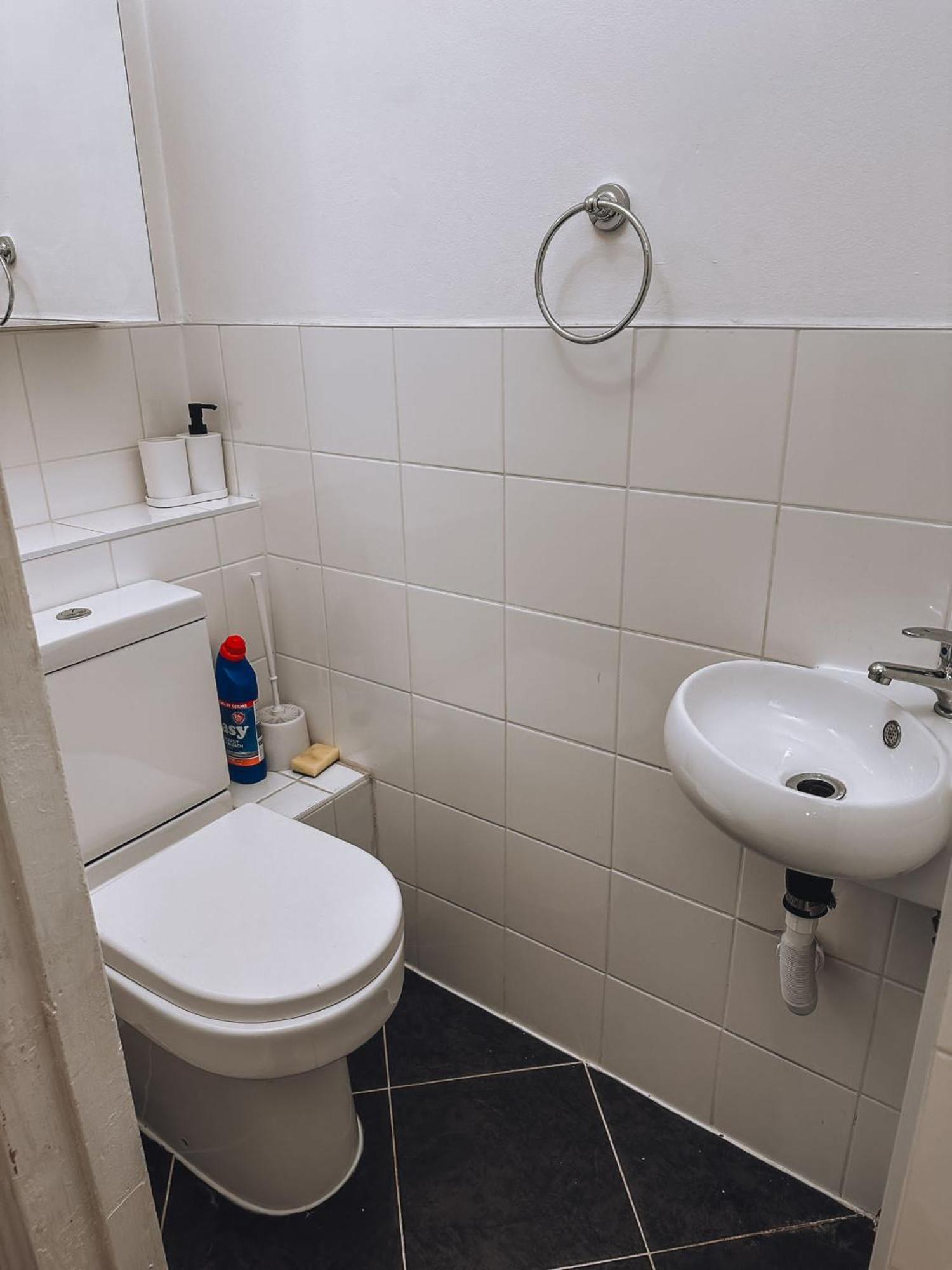 Cosy 2 Bedroom Apartment In Swiss Cottage. Лондон Екстер'єр фото